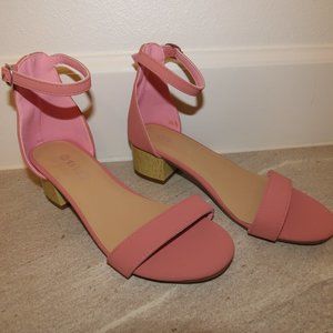 Pink low heels sandals/heels